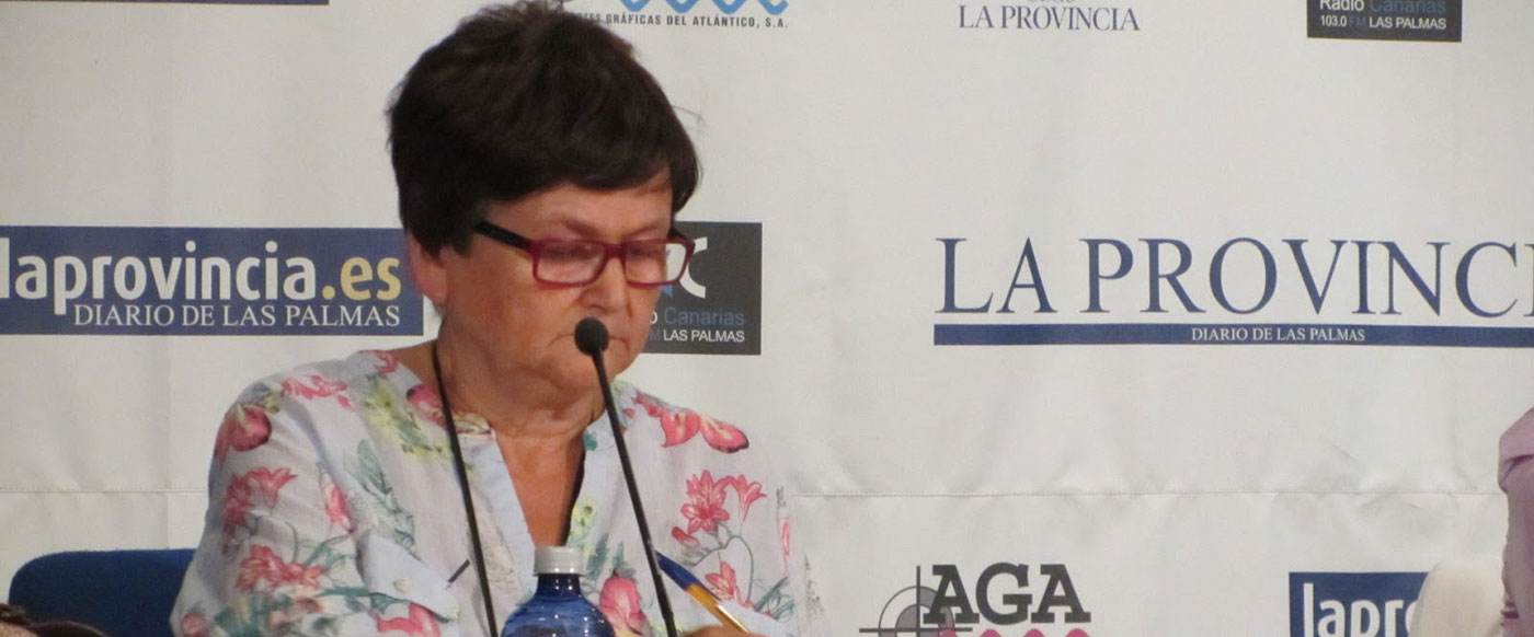 La-catedra?tica-Isabel-Sua?rez.jpg